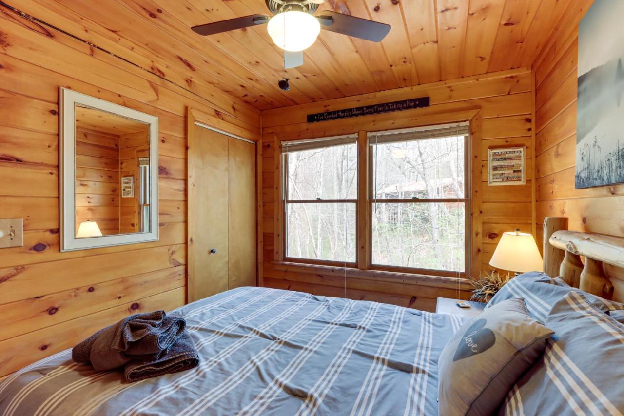 Blue Ridge Cozy Cabin In The Woods With Hot Tub! Exteriör bild