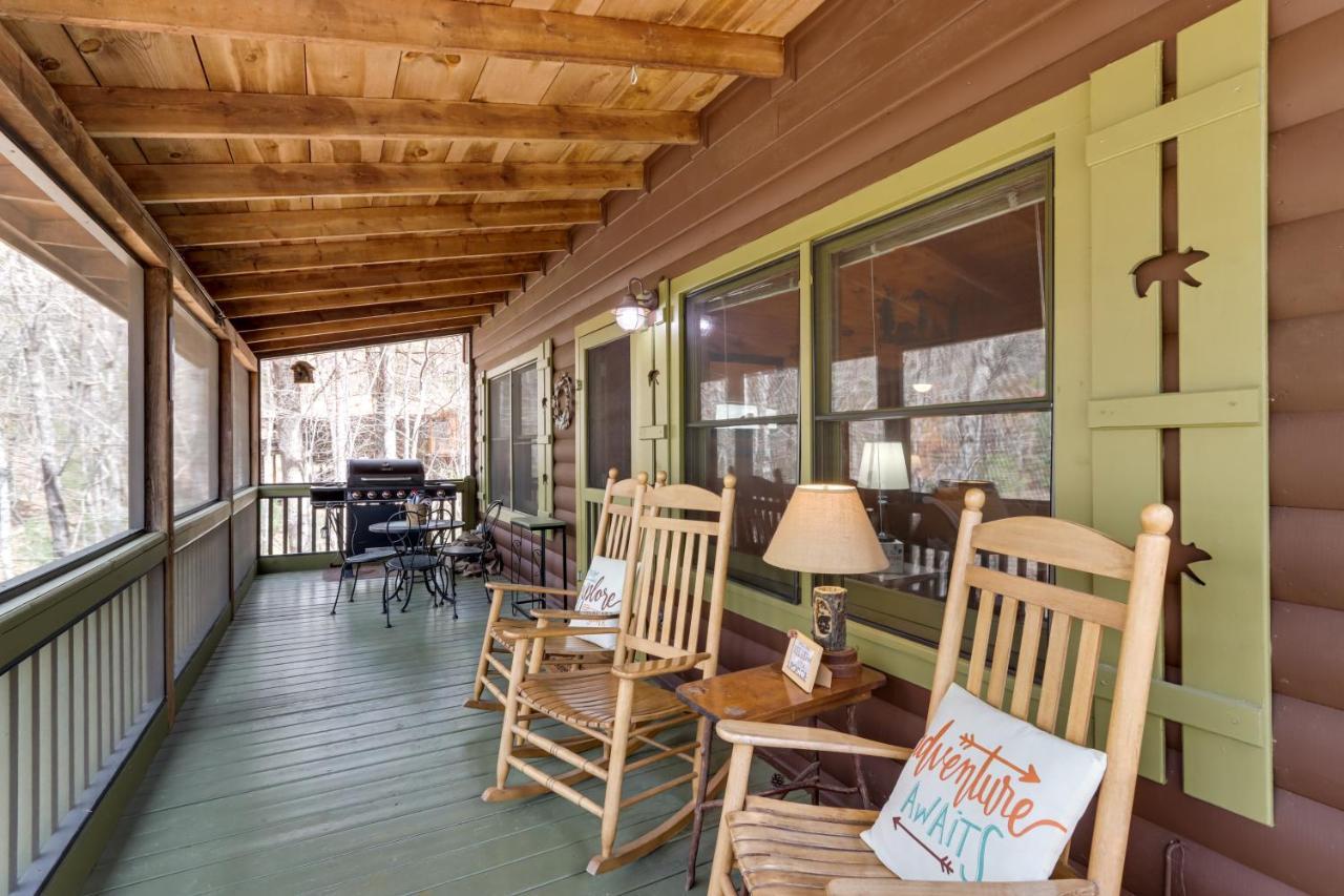 Blue Ridge Cozy Cabin In The Woods With Hot Tub! Exteriör bild